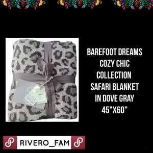 BAREFOOT DREAMS | COZY CHIC COLLECTION |  SAFARI BLANKET | DOVE GRAY | 45"x60"